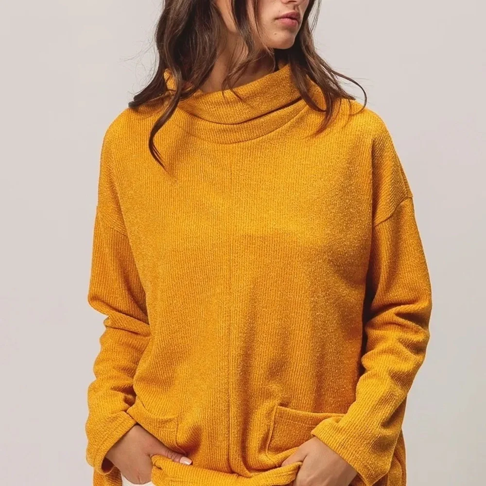 BiBi Piper Rib Double Pocket Turtle Neck Sweater